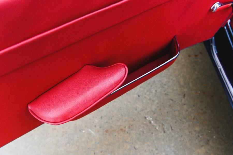 Детали интерьера Mercedes-Benz 280 SL (W113) 1969 года  (EU) (фото 110 из 141)